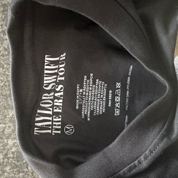 Taylor Swift Eras Tour Tee - M - - Picture 2 of 3